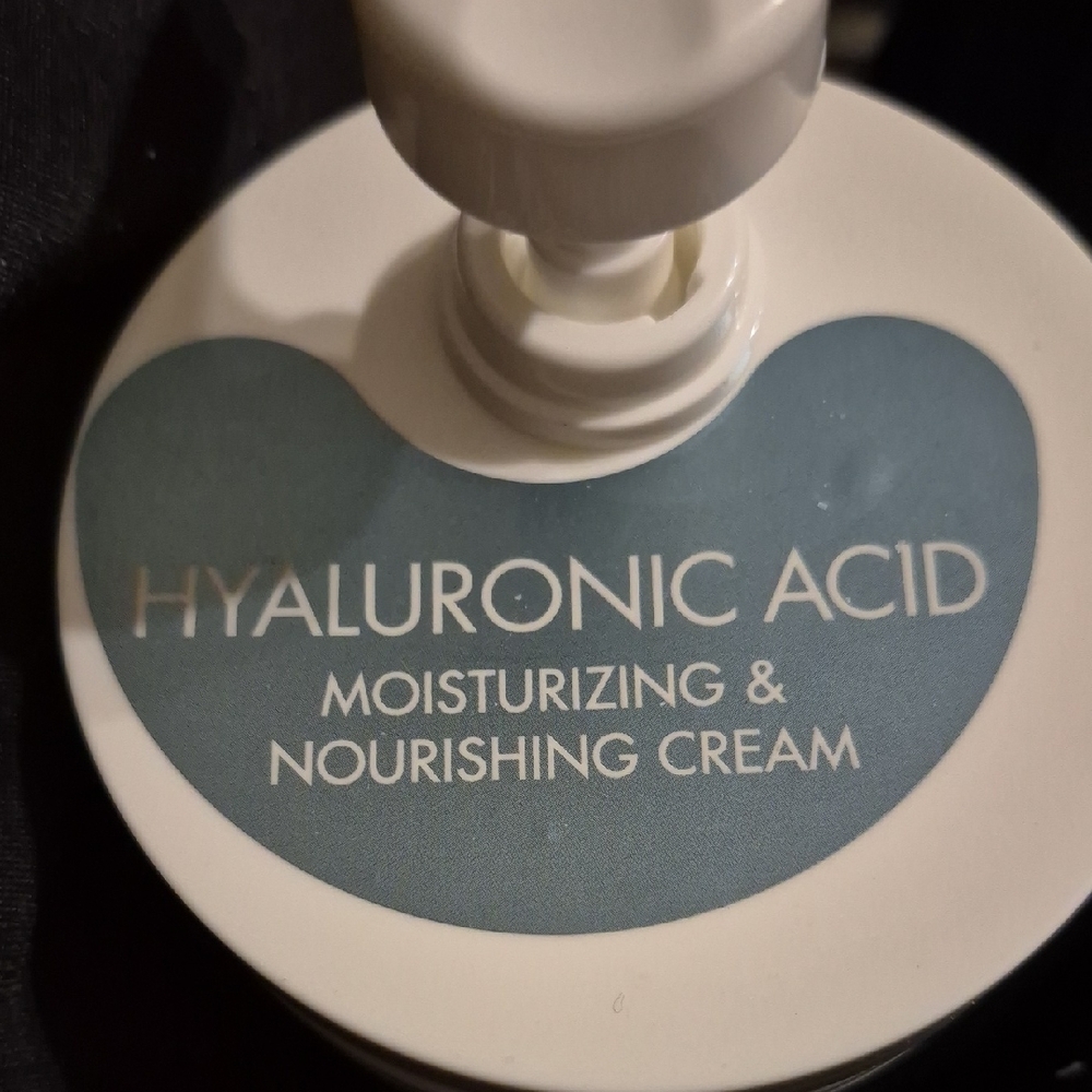 Hyaluronic Acid Moisturizing Cream - Blue